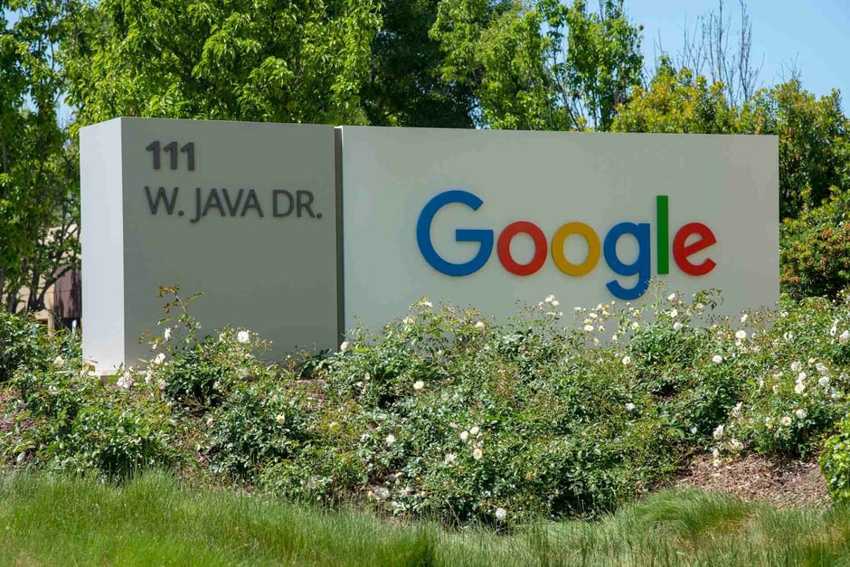 google-sign-with-flowers